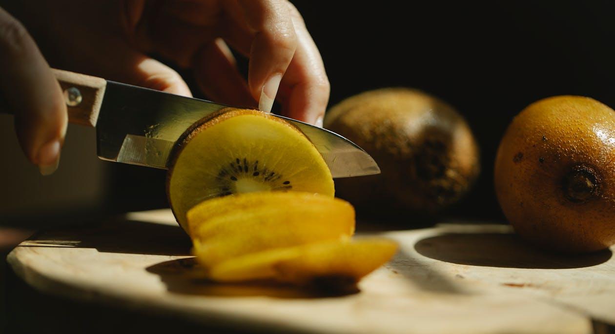 Jejak Sejarah Dapur: Keindahan Pisau Dapur Antik yang Langka!